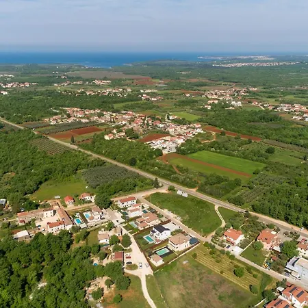 וילה Gina Nova Vas (Porec)