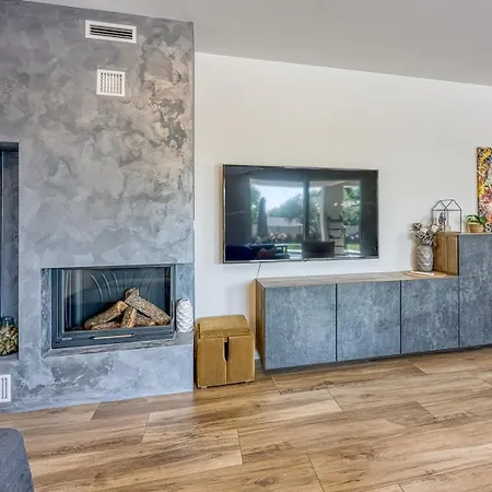 וילה Gina Nova Vas (Porec)